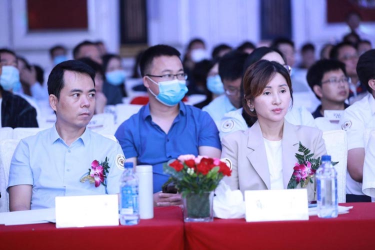 歐賽斯超級(jí)品牌日